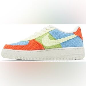 Nike Hemp Air Force 1
Big Kids 5.5Y
Womens 7